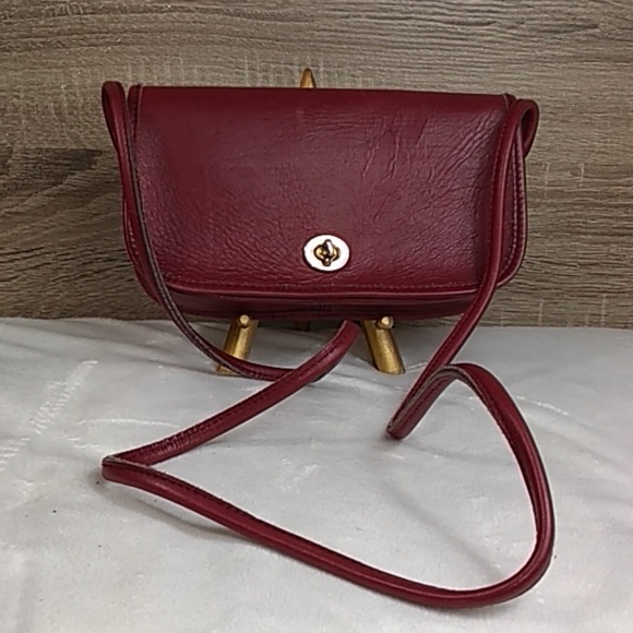 mervyns Handbags - Vintage genuine leather maroon purse retro office